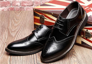 皮鞋掉皮了如何補(bǔ)救？皮鞋掉漆怎么修補(bǔ)？