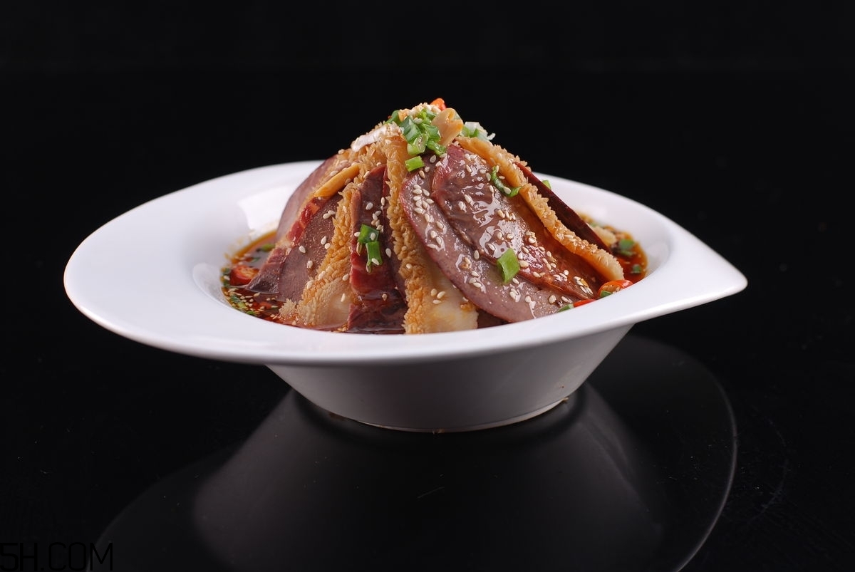 夫妻肺片用英文怎么說？為什么叫夫妻肺片？