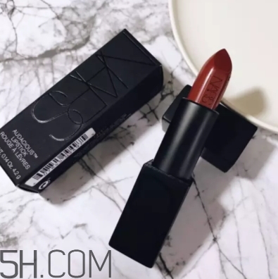 nars mona口紅顯白嗎？nars mona適合黃皮嗎？