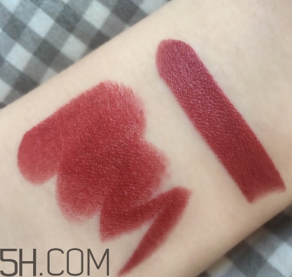 nars mona是啞光嗎？nars mona干不干？