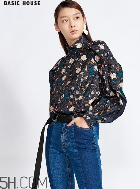 百家好的衣服偏大嗎？百家好衣服可以退嗎？
