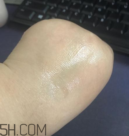 春紀(jì)新彈力嬌嫩菁華乳多少錢？春紀(jì)新彈力嬌嫩菁華乳專柜價(jià)格