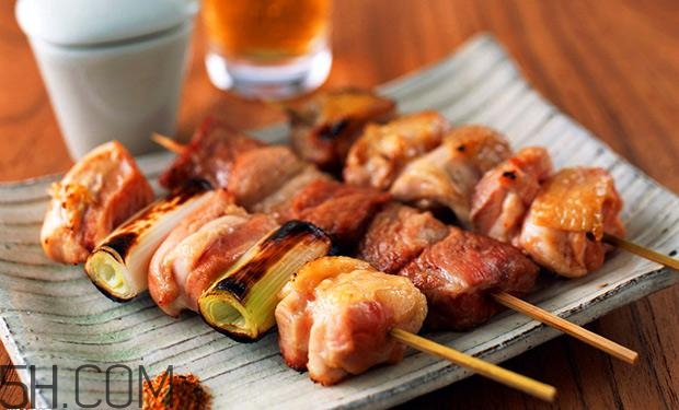 常吃烤肉有什么危害？吃烤肉應(yīng)該注意什么？