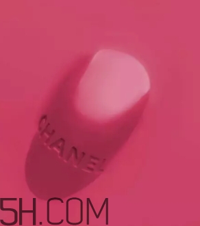 玫紅色口紅適合什么膚色？玫紅色口紅適合黃皮嗎？
