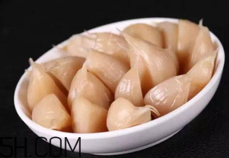 大蒜泡冰糖怎么做？大蒜泡冰糖真的能治腎虛嗎？