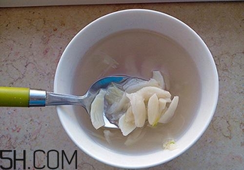 大蒜泡冰糖怎么做？大蒜泡冰糖真的能治腎虛嗎？