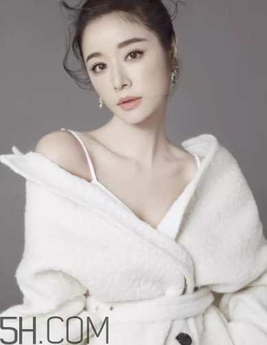奶油杏色口紅適合什么人？奶油杏子色口紅適合黃皮嗎？