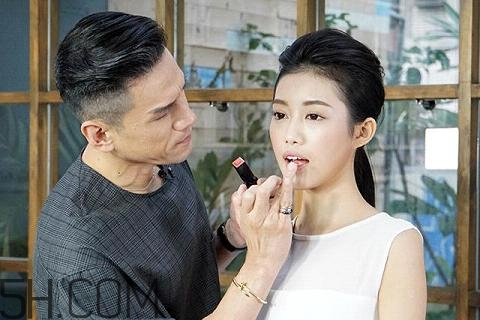 反咬唇妝是什么樣的？染唇妝和咬唇妝的區(qū)別