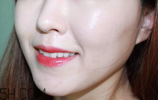 mac morange黃皮能用嗎？mac口紅最火色號推薦