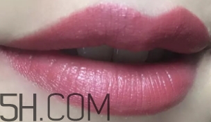 mac brick o la老氣嗎？mac brick o la適合黃皮嗎？