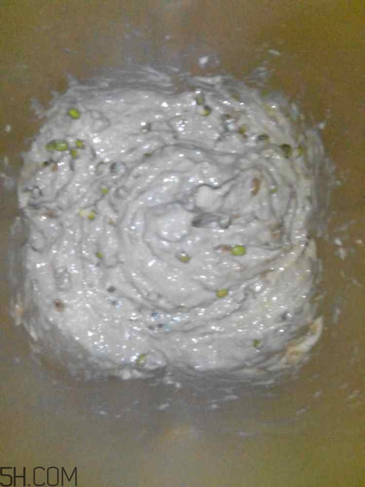 綠豆糕和香蕉能一起吃嗎？吃了綠豆糕還能吃香蕉嗎？