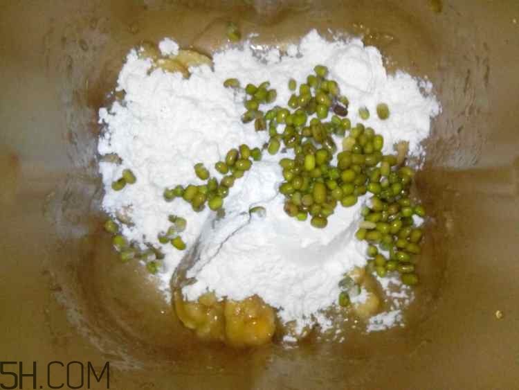 綠豆糕和香蕉能一起吃嗎？吃了綠豆糕還能吃香蕉嗎？