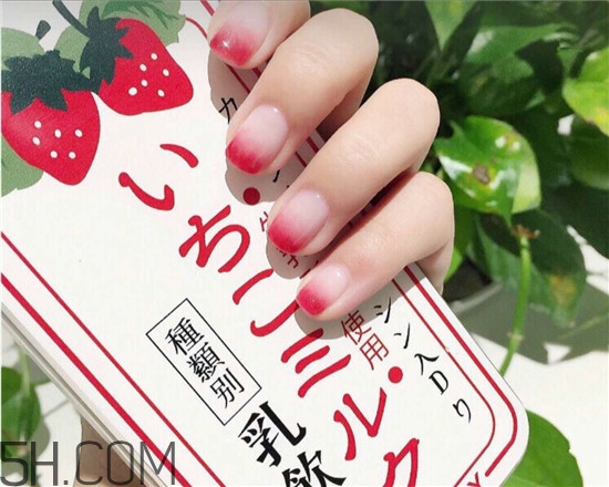 手指粗適合做什么美甲？美甲簡(jiǎn)單大方新款圖片