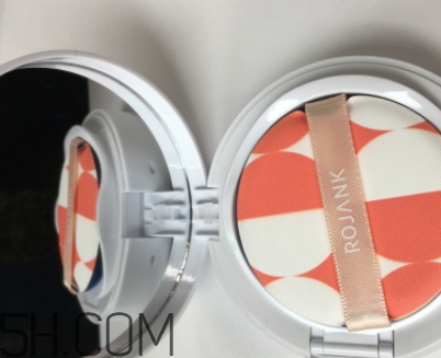 rojank茹妝這個(gè)牌子怎么樣？茹妝化妝品好用嗎？