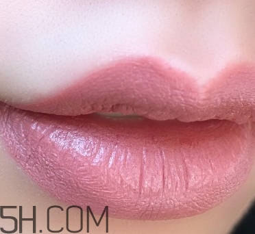 mac velvet teddy質(zhì)地干嗎？mac velvet teddy適合黃皮嗎