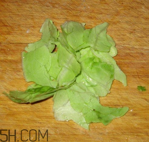 畸形果蔬營養(yǎng)價值更高？畸形果蔬是什么原因引起的？