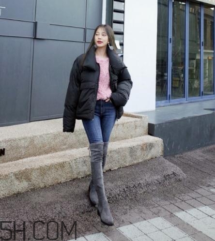 冬天穿牛仔褲配什么鞋子？冬天牛仔褲搭配鞋子圖片