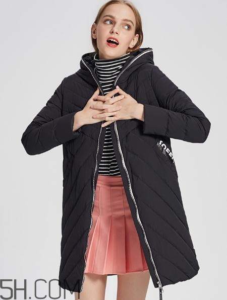 艾萊依羽絨服有折扣嗎？艾萊依羽絨服廠家在哪？