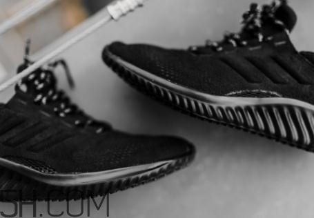 adidas alphabounce阿爾法小椰子皮質(zhì)版本什么時候發(fā)售？
