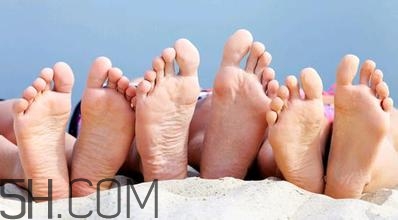 腳氣可以用酒精消毒嗎？腳氣可以用碘伏消毒嗎？