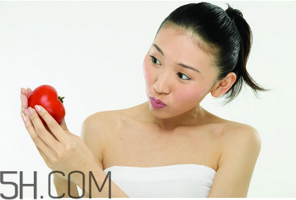 婦炎潔要泡多久？婦炎潔能去除異味嗎？