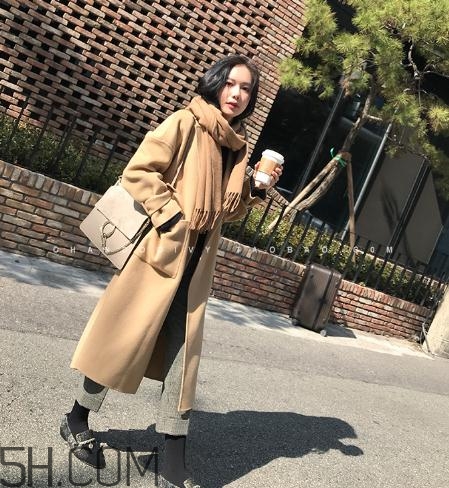 雙面呢大衣會(huì)掉毛嗎？雙面呢大衣掉毛怎么辦？