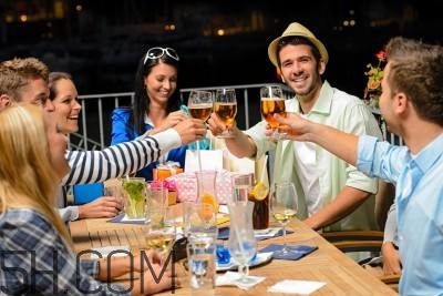 導(dǎo)致結(jié)石的原因有哪些？哪些飲食習(xí)慣容易導(dǎo)致結(jié)石？