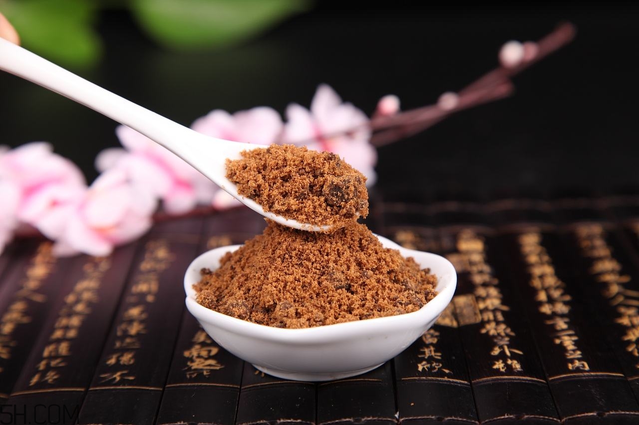 紅豆薏米加紅糖好嗎？紅豆薏米加紅糖的功效有哪些？