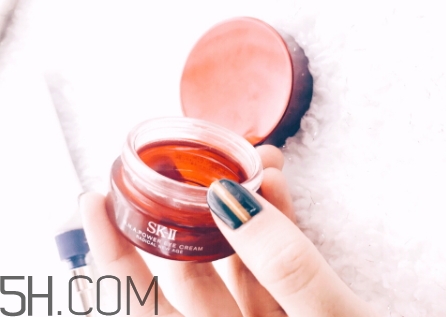 百優(yōu)眼霜和sk2眼霜哪個(gè)好？百優(yōu)眼霜和sk2眼霜對(duì)比