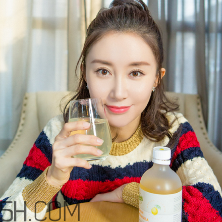 吃酵素便秘怎么辦？女人喝酵素的好處
