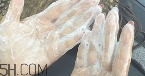嘉娜寶酵素潔面粉怎么樣？嘉娜寶酵素潔面粉的副作用