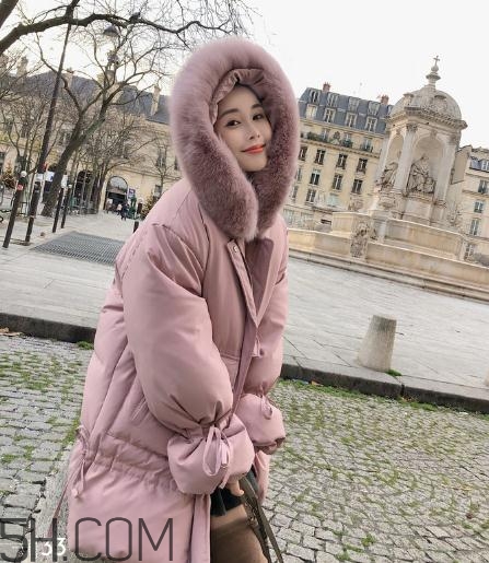 羽絨服充絨量和含絨量什么區(qū)別？羽絨服充絨量多少暖和？