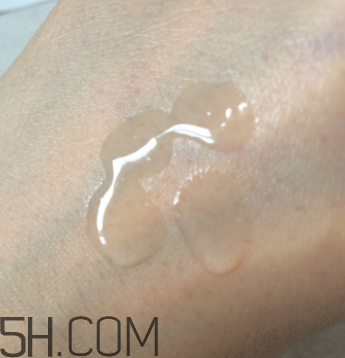 歐詩(shī)漫水氧瞬透水是爽膚水嗎？歐詩(shī)漫水氧瞬透水怎么用