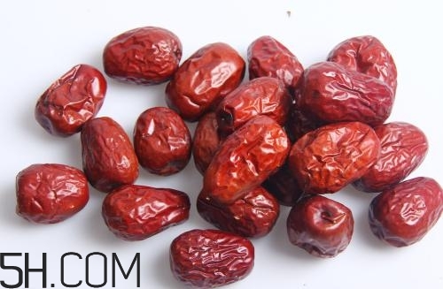 哪些人吃紅棗對(duì)健康不利？不能吃紅棗的人有哪些？