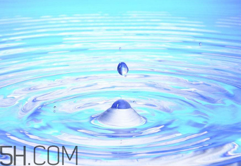 雙氧水是生理鹽水嗎？雙氧水是碘伏嗎？