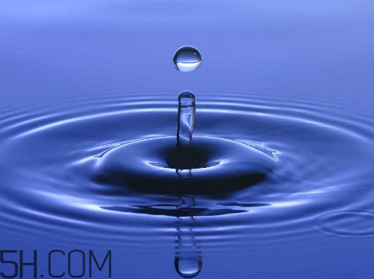 雙氧水能治牛皮癬嗎？雙氧水能去除血漬嗎？
