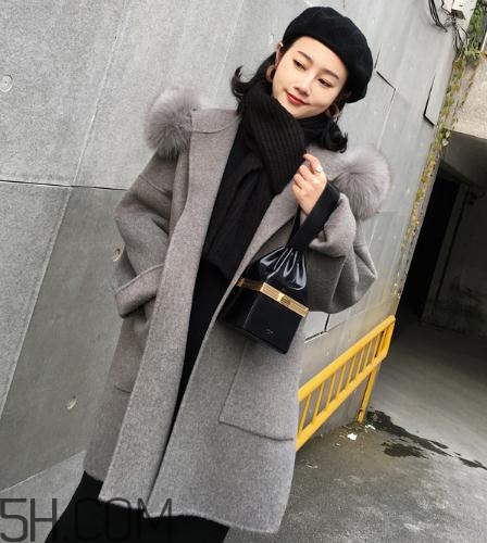羊駝絨大衣暖和嗎？羊駝絨大衣和羽絨服哪個暖和？