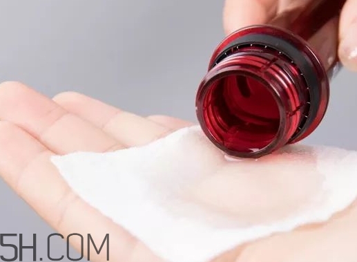 濕敷和面膜哪個先用？濕敷和面膜的順序