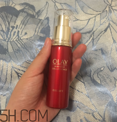 Olay小臉精華露適合什么季節(jié)用？什么膚質(zhì)？