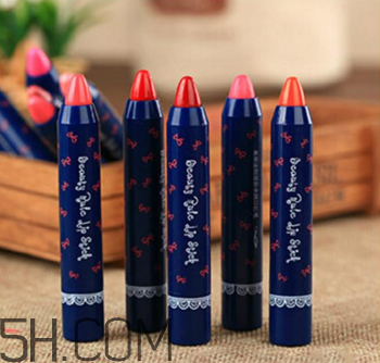 2018國(guó)產(chǎn)口紅哪個(gè)牌子好用？大牌口紅熱賣(mài)排行榜