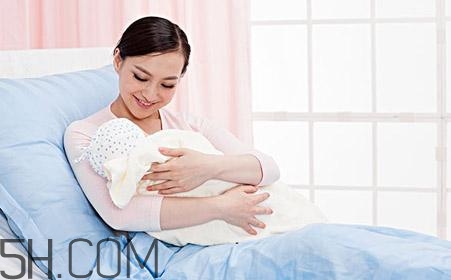 什么時(shí)候要考慮催生的問(wèn)題？坐月子需要怎樣的環(huán)境比較好？