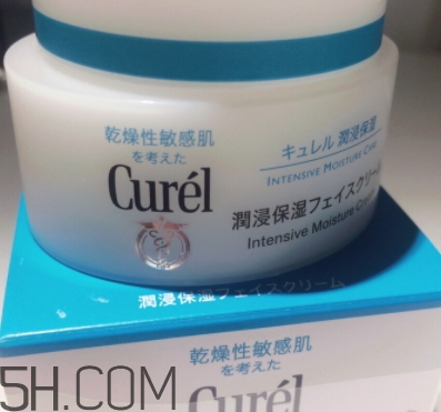 雅頓和珂潤哪個好？雅頓面霜和珂潤面霜哪個好用？