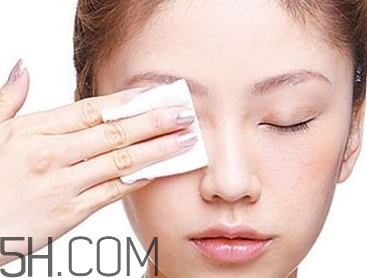 卸妝濕巾什么牌子好？卸妝濕巾的使用方法