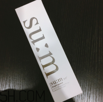 sum37泡沫潔面膏洗后緊繃嗎？干皮能用嗎？
