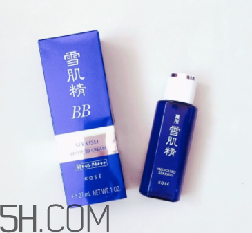 雪肌精化妝水適合干皮嗎？適合痘肌嗎？