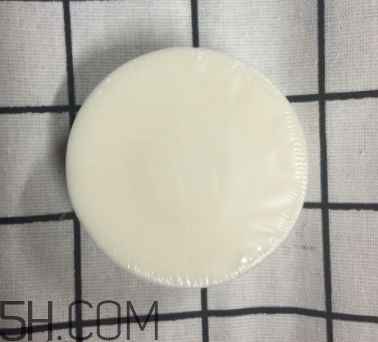 雪肌精泡沫洗顏皂適合干皮嗎？洗后緊繃嗎？