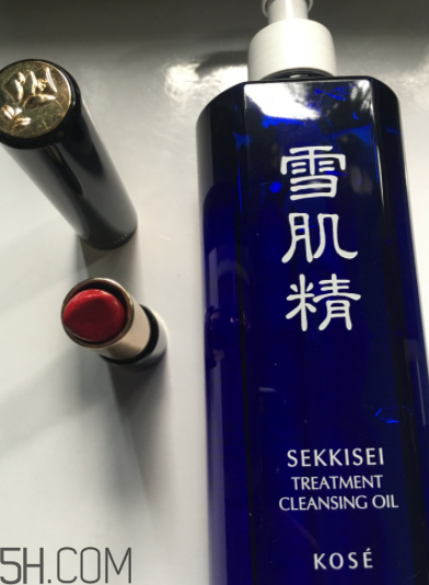雪肌精卸妝油可以卸眼妝嗎？雪肌精卸妝油乳化快嗎？