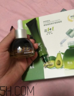 詩婷露雅鱷梨眼部套裝適合什么年紀(jì)？什么膚質(zhì)？