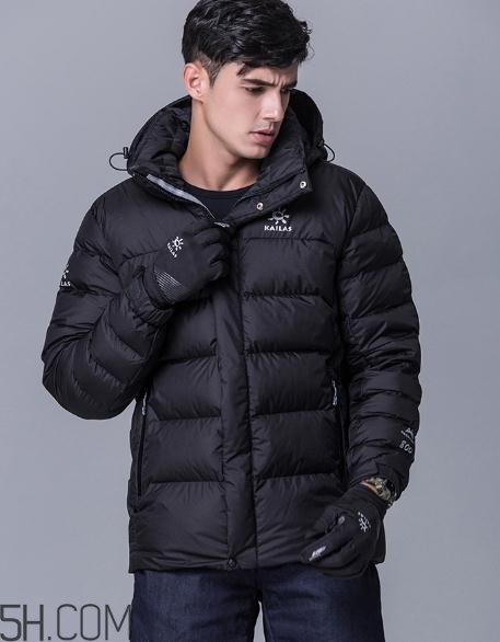 凱樂(lè)石羽絨服多少錢？凱樂(lè)石羽絨服價(jià)格