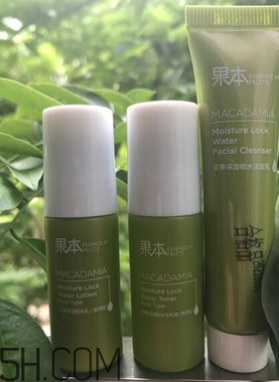 詩婷露雅堅果補水三件套油不油？秋冬適合用嗎？